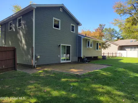 3235 E Lydius St, Schenectady, NY 12303 photo 7