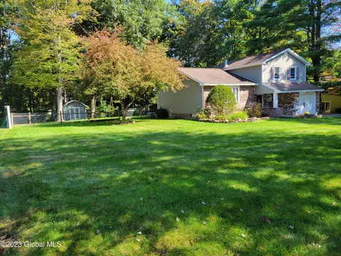 3235 E Lydius St, Schenectady, NY 12303 photo 4