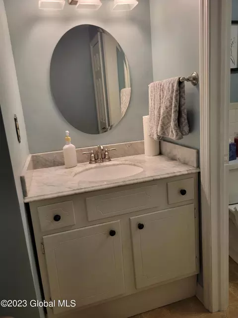 3235 E Lydius St, Schenectady, NY 12303 photo 34