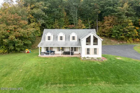 253 Knox Rd, Schoharie, NY 12157