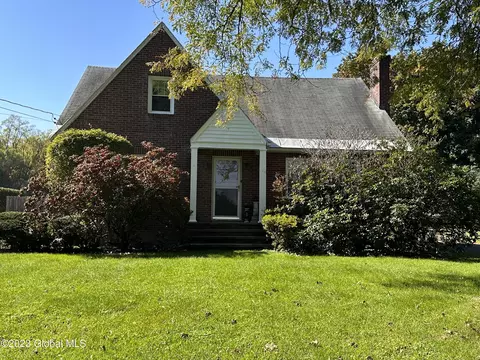 14345 Rt 9w, Ravena, NY 12143