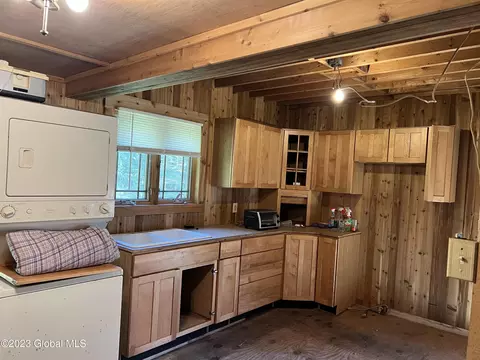 260 Barlow Rd, Gloversville, NY 12078 photo 4