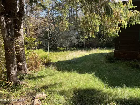 260 Barlow Rd, Gloversville, NY 12078 photo 3