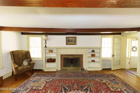 32 Spring Rd, Schenectady, NY 12302 photo 6
