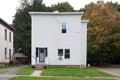 206 S Melcher St, Johnstown, NY 12095