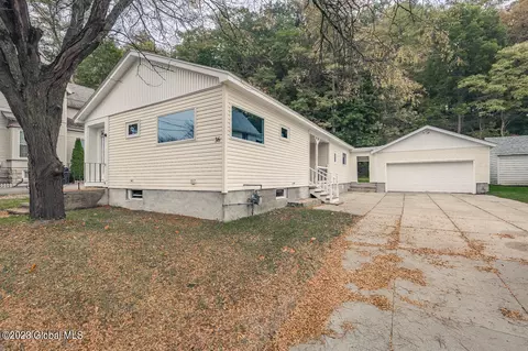 36 Broadway, Fonda, NY 12068