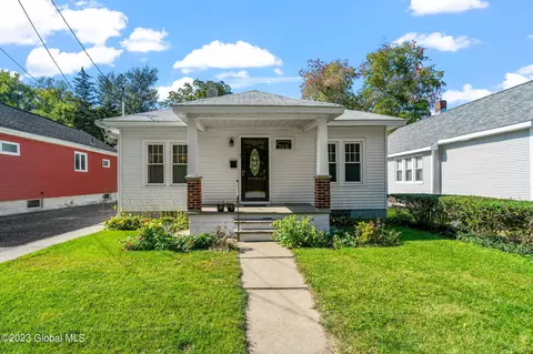 51 Washington Ave, Scotia, NY 12302