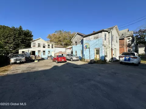 95 N Arlington Ave, Gloversville, NY 12078