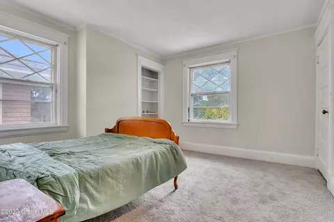 1080 Waverly Pl, Schenectady, NY 12308 photo 23