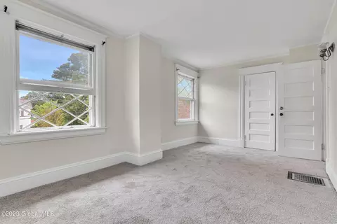 1080 Waverly Pl, Schenectady, NY 12308 photo 19