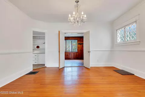 1080 Waverly Pl, Schenectady, NY 12308 photo 7