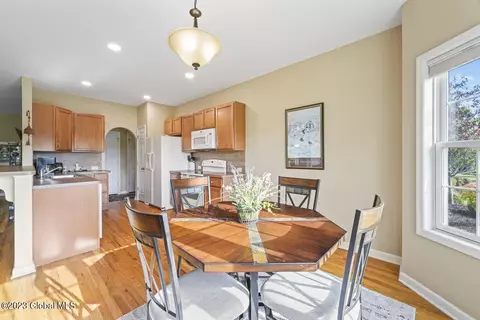 7 Meldon Ct, Mechanicville, NY 12118 photo 22