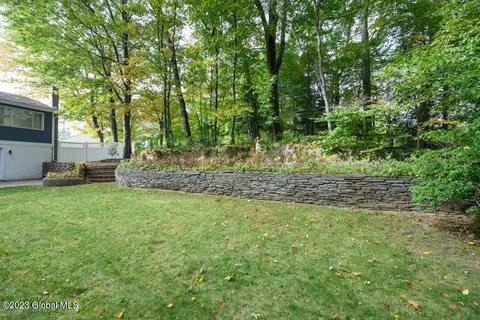 1069 Timothy Ln, Niskayuna, NY 12309 photo 30
