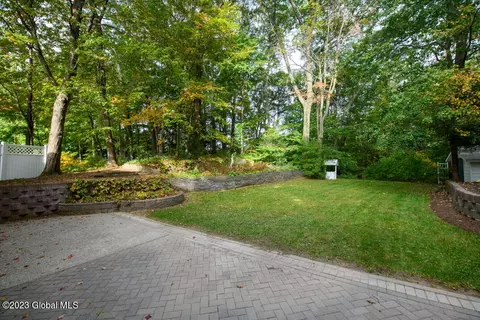 1069 Timothy Ln, Niskayuna, NY 12309 photo 26