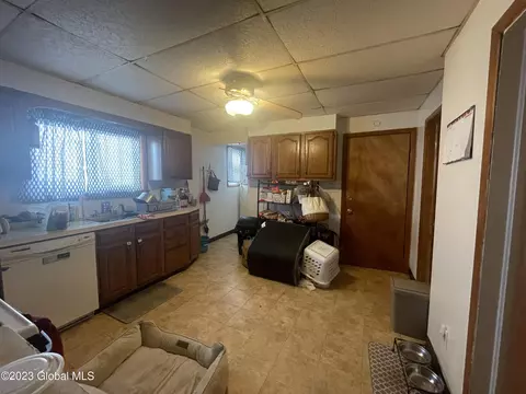 826 Hampton Ave, Schenectady, NY 12309 photo 15