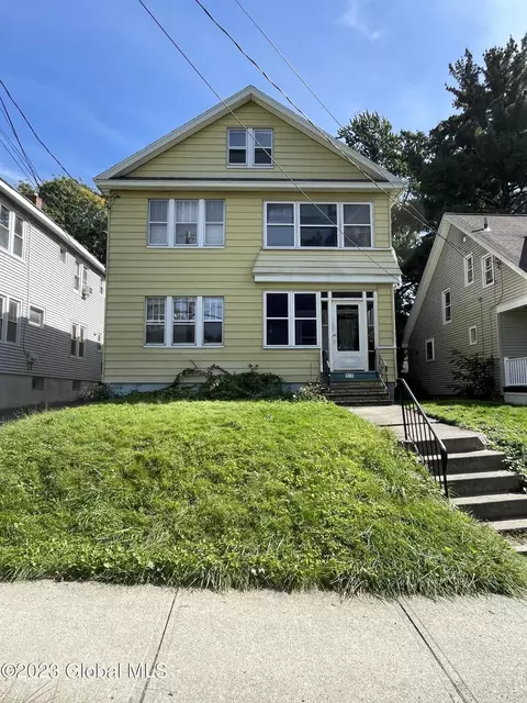 110 Hollywood Ave, Albany, NY 12208