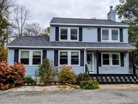 984 Goode Rd, Ballston Spa, NY 12020
