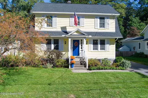 178 Adams St, Delmar, NY 12054