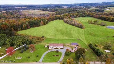 138 Storm Hill Rd, Pittstown, NY 12094
