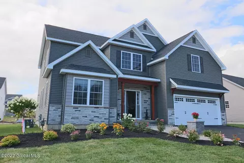 9 Aspen Dr, Ballston Lake, NY 12019