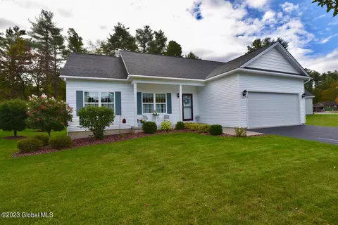 6 Ella Dr, Fort Edward, NY 12828