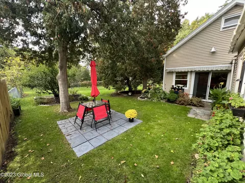 3504 Consaul Rd, Schenectady, NY 12304 photo 2
