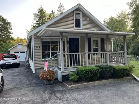 3504 Consaul Rd, Schenectady, NY 12304