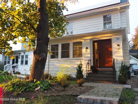 54 Valleyview Ave, Troy, NY 12180