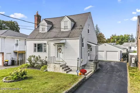 105 Frederick Ave, Albany, NY 12205