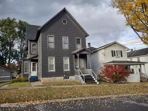 125 Prospect St, Johnstown, NY 12095
