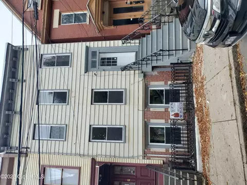 208 Myrtle Ave, Albany, NY 12202