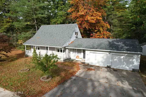 410 Geyser Rd, Ballston Spa, NY 12020