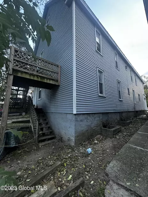 847 Eastern Ave, Schenectady, NY 12308 photo 5