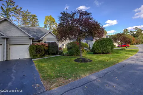 72 Claire Pass, Saratoga Springs, NY 12866