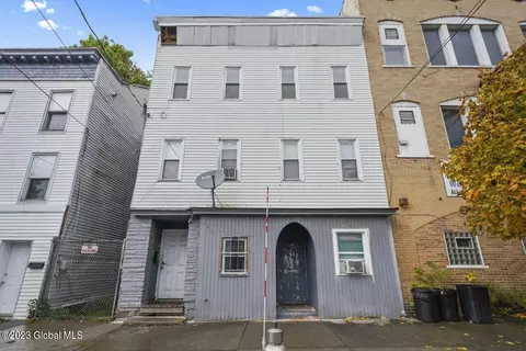 483 Washington Ave, Albany, NY 12206