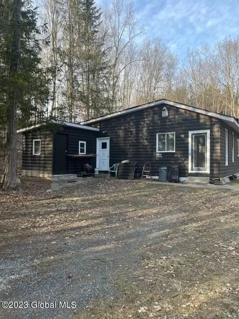 82 Roney Rd, Preston Hollow, NY 12469