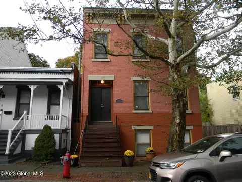 43 Myrtle Ave, Albany, NY 12202