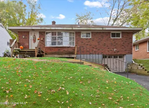 26 Blanchard Ave, Albany, NY 12203