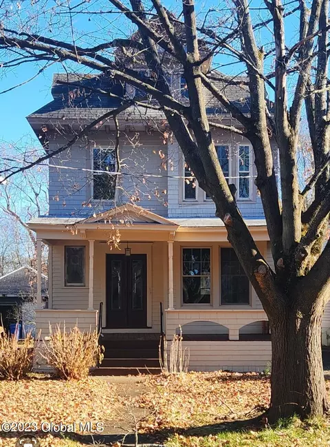 85 Manning Blvd, Albany, NY 12203