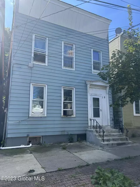 18 First Ave, Albany, NY 12202
