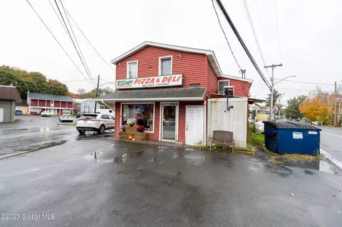2 Malden St, Nassau, NY 12123