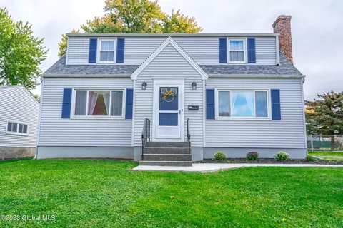 122 Lakeview Ave, Rensselaer, NY 12144