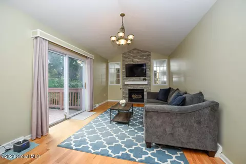 102 Trinity Pl, Selkirk, NY 12158 photo 14