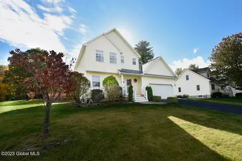 102 Trinity Pl, Selkirk, NY 12158 photo 2
