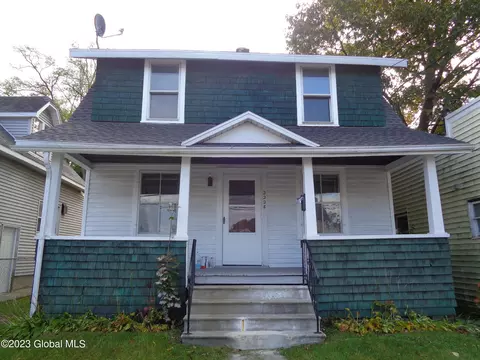 2228 Guilderland Ave, Schenectady, NY 12306