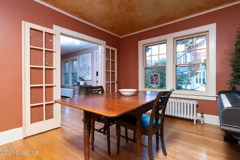 1017 Phoenix Ave, Schenectady, NY 12308 photo 27