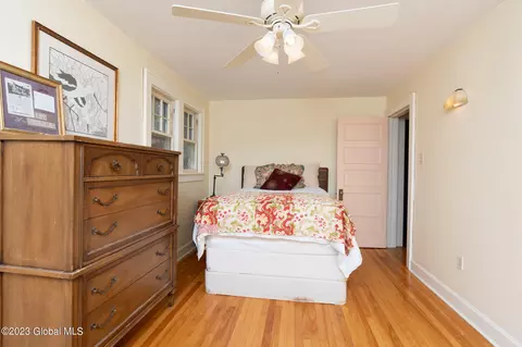 1017 Phoenix Ave, Schenectady, NY 12308 photo 40