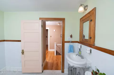 1017 Phoenix Ave, Schenectady, NY 12308 photo 47