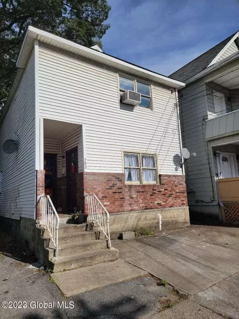 753 Eastern Ave, Schenectady, NY 12308 photo 1
