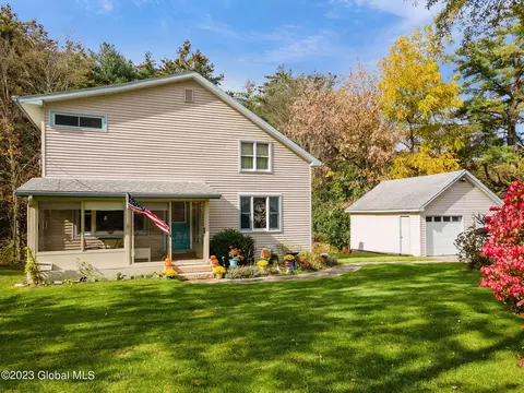 1142 Ballston Lake Rd, Ballston Lake, NY 12019